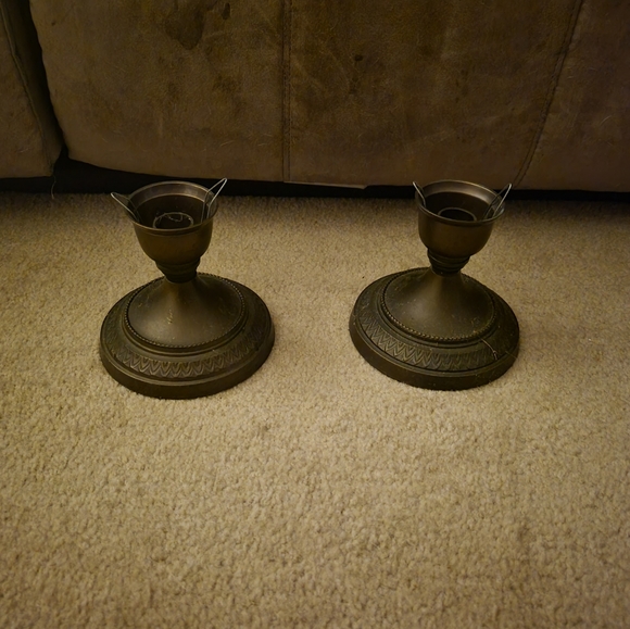 Brass candle and globe holders - Picture 3 of 4